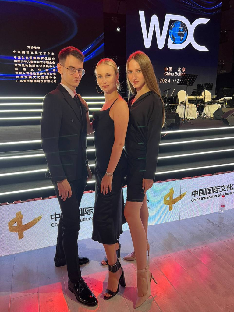 5312545731502007096 (1).jpg