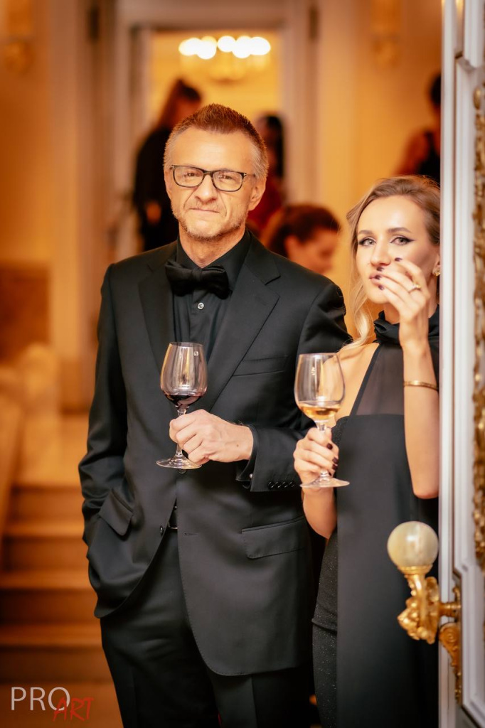 5353040006018622120 (1).jpg